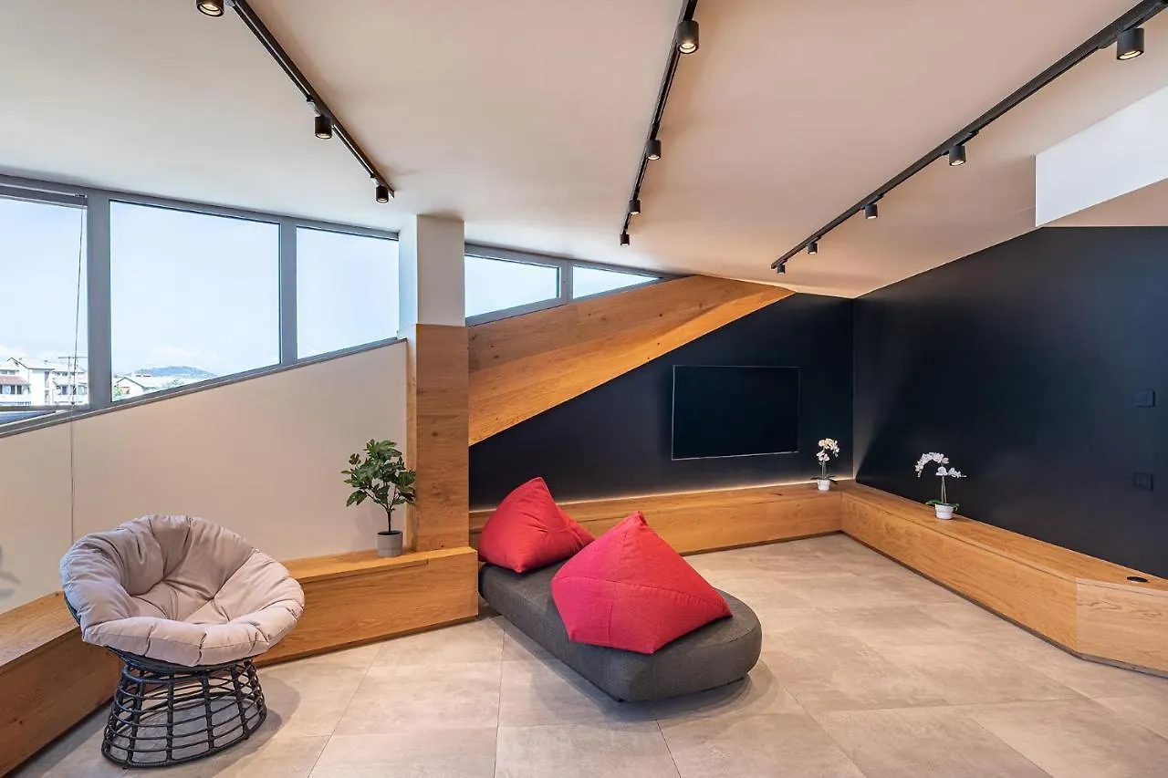 Attico Di Design A 5 Min Da Centro E Fiera Apartment Vicenza Italy